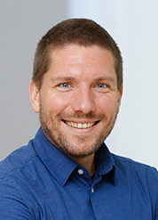 Portrait of Jonatan Kurzwelly